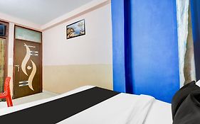 Hotel Delhi Inn 2*