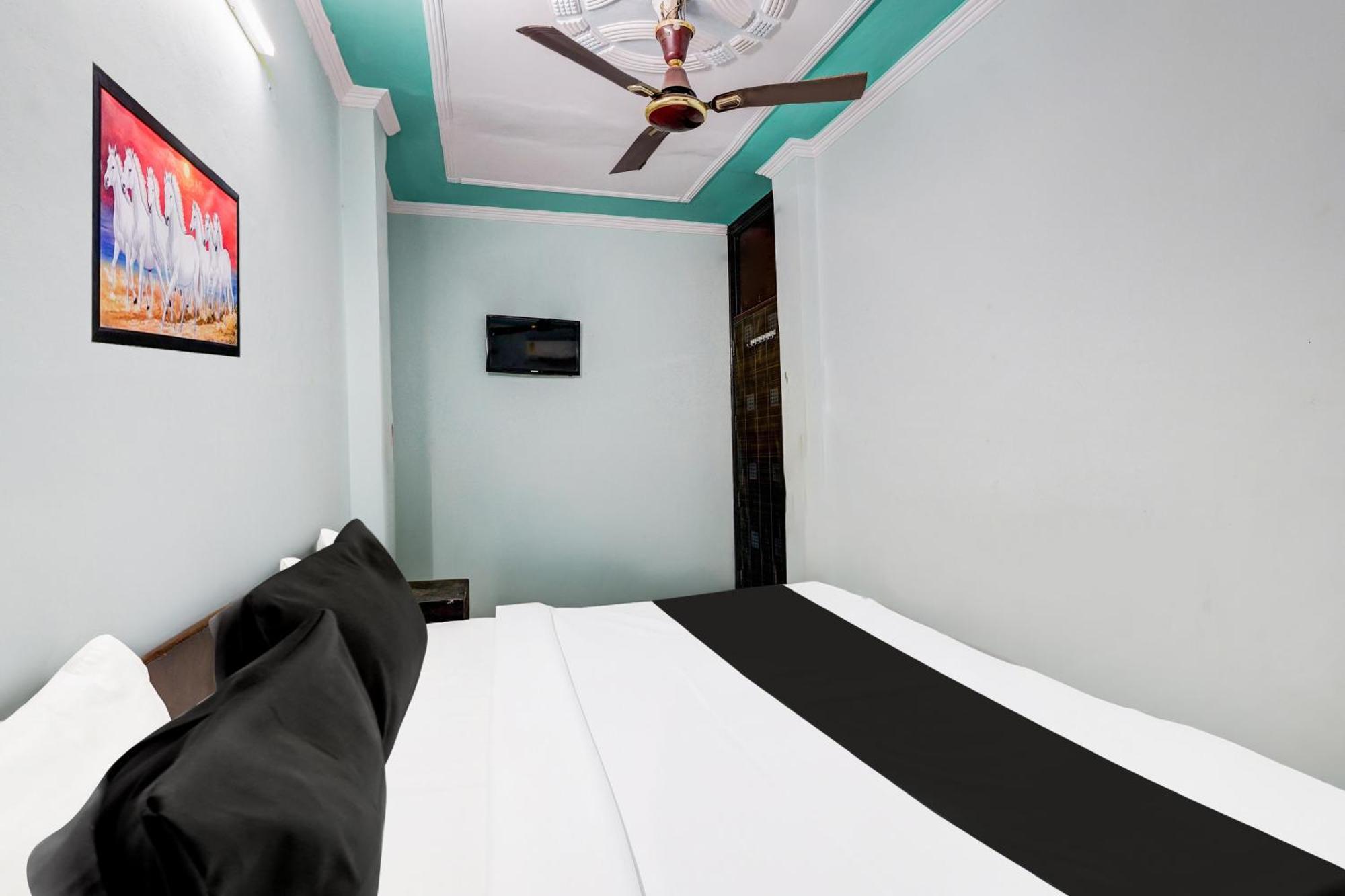 Hotel O Deurali Dx New Delhi Exterior photo