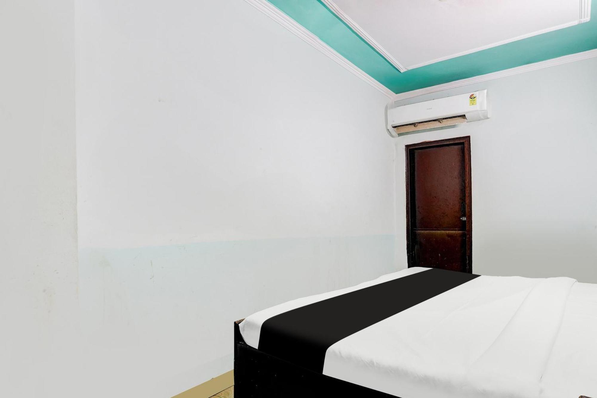 Hotel O Deurali Dx New Delhi Exterior photo